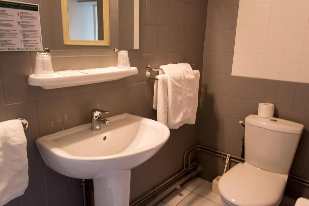Hotel De Flandre Compiegne Phòng bức ảnh