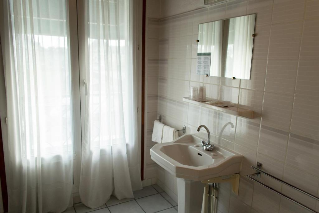Hotel De Flandre Compiegne Phòng bức ảnh